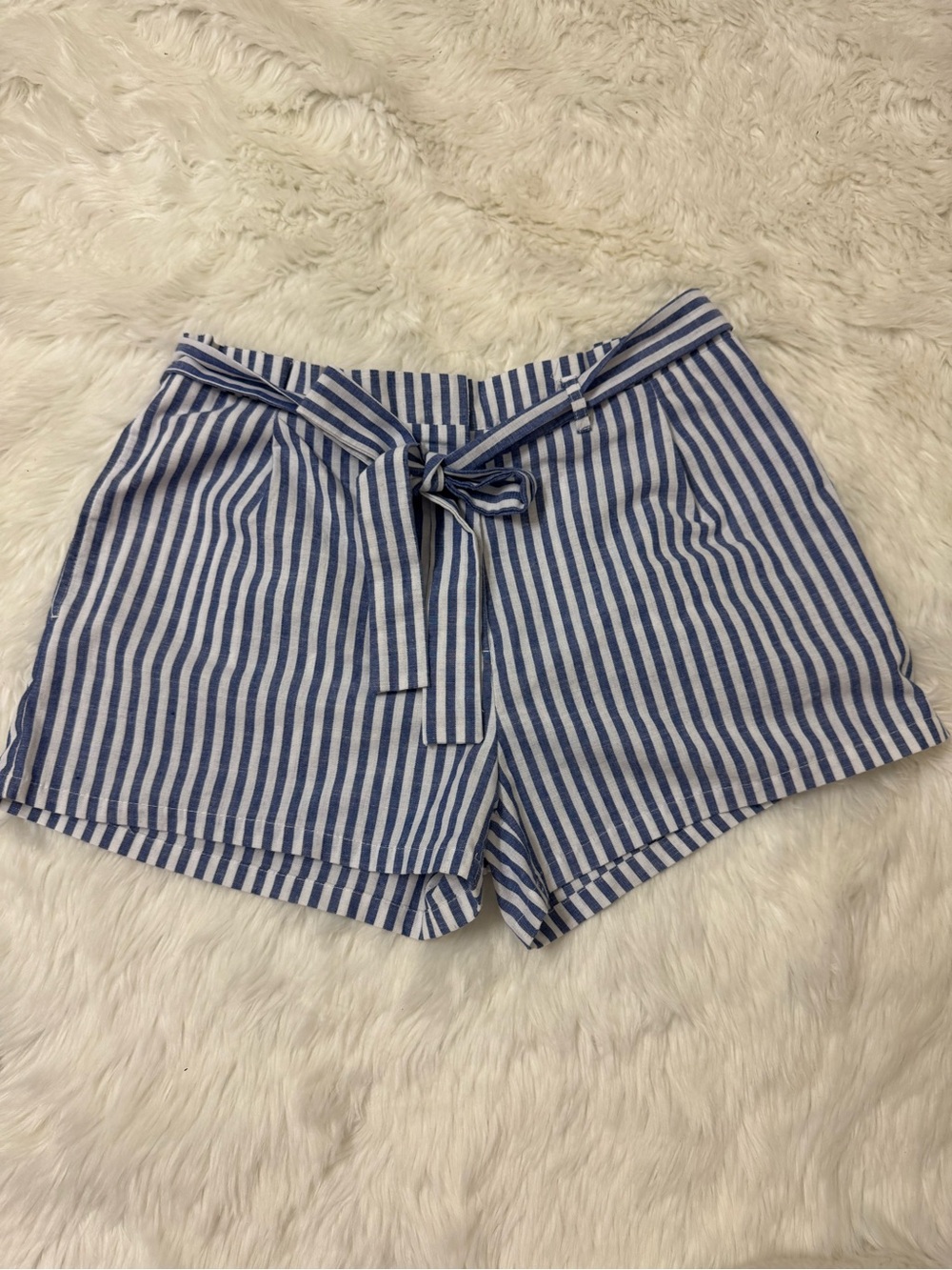 Love Tree Shorts Womens Blue White Stripe Paper Bag Sz L Pockets Beach Cruise